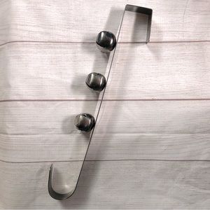 NWOT Brushed Nickel Over-The-Door Wreath Hanger with Bells
